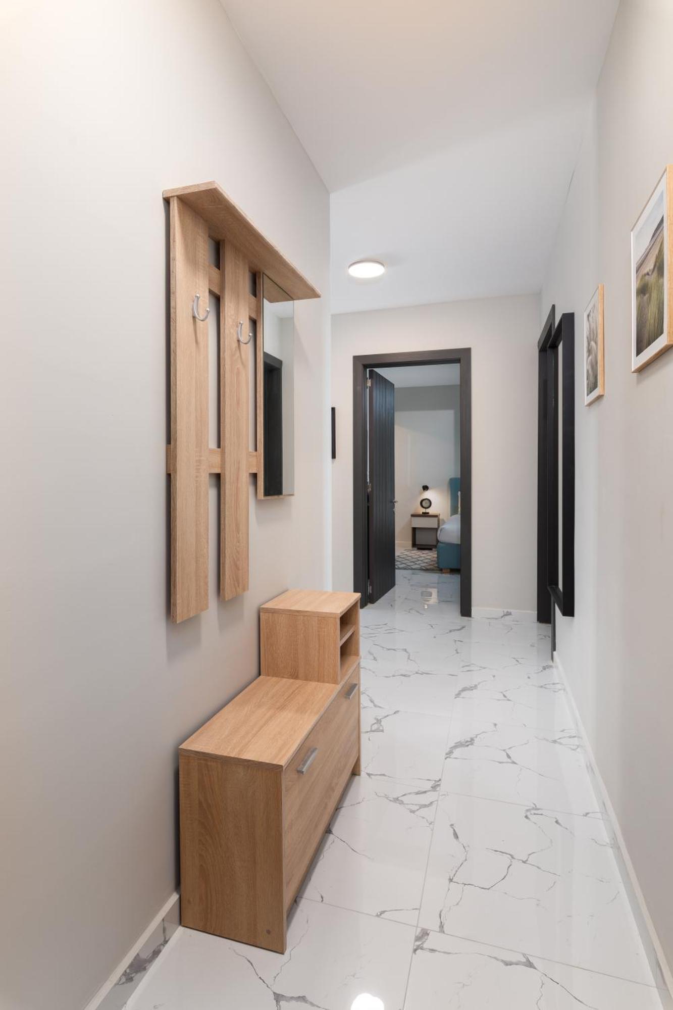 Modern 2Br Cosy Apartment With Large Terrace - Close To Manoel Island & Tigne Shopping Mall Sliema Exterior foto